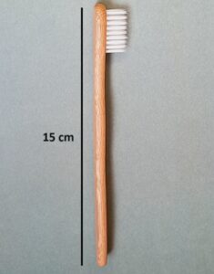 brosse-a-dents-enfant-bambou-ecologique-compostable-zero-dechet-savonnerie-la-mesange-bleue